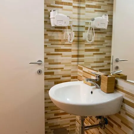 Apartment - 42 *